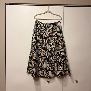 Elegant Green and Tan Women's Skirt